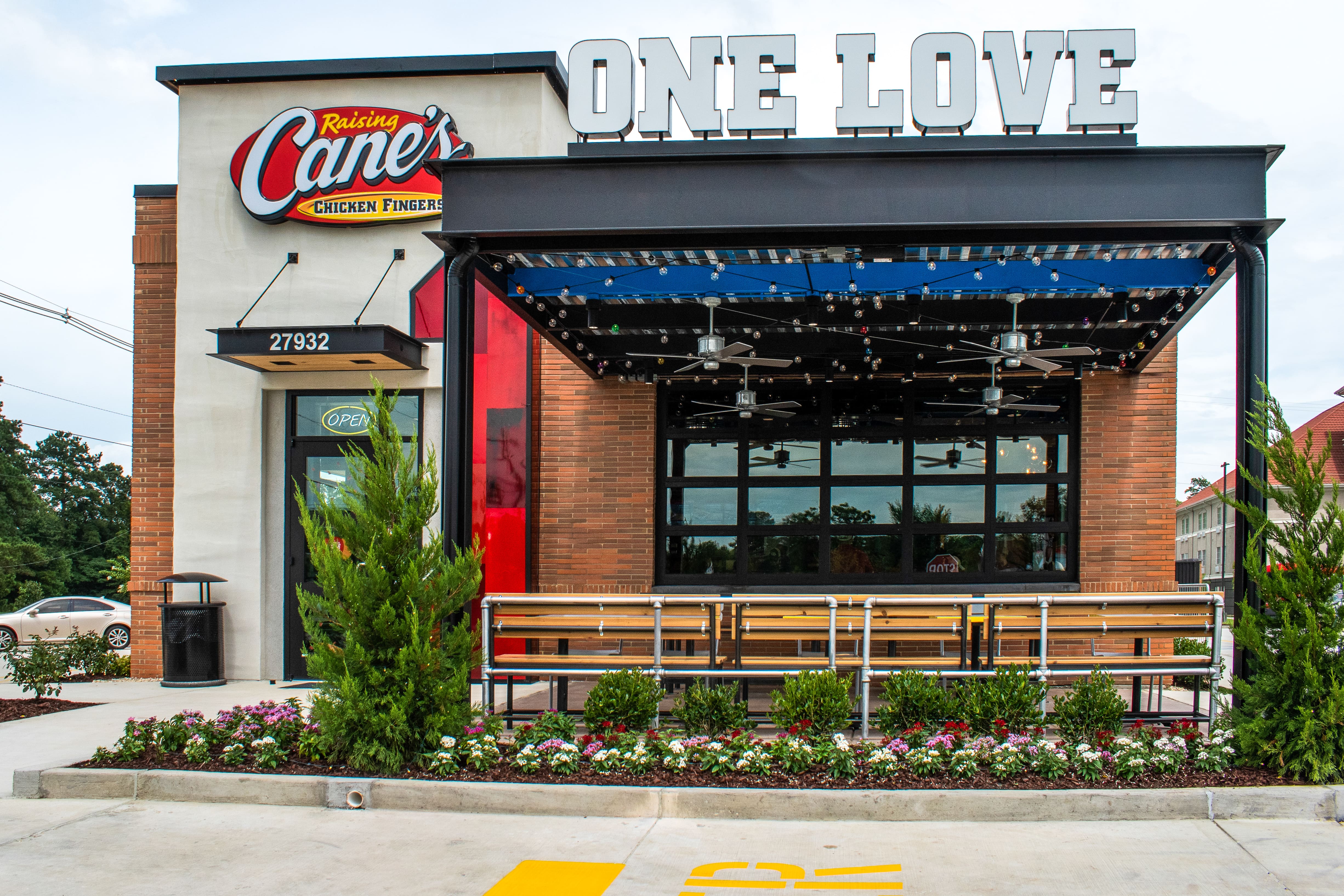 Cane's restaurant deals